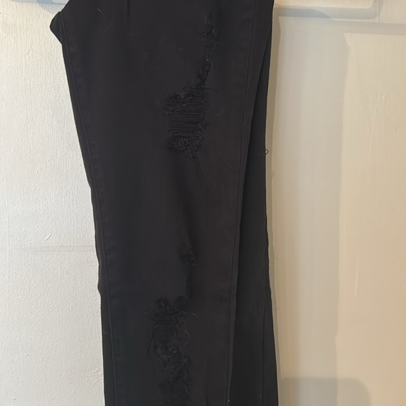 Kancan Stylish Black Distressed Jeans - Picture 6 of 7